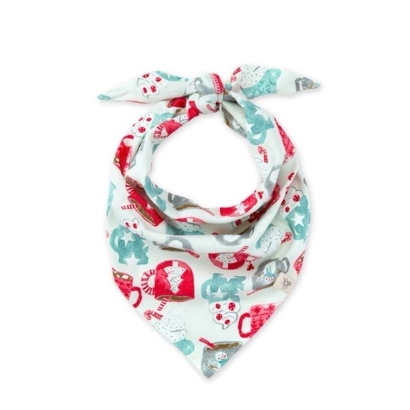 NWT Burt’s Bees Mugs of Happiness Holiday Dog Bandana - Picture 1 of 6